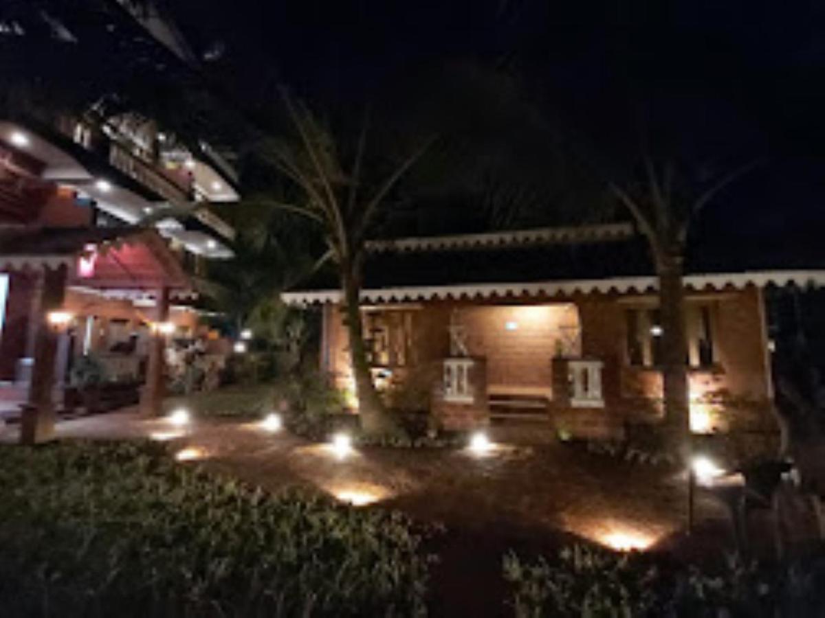 Blue Sea Beach Resort Mālvan Eksteriør bilde