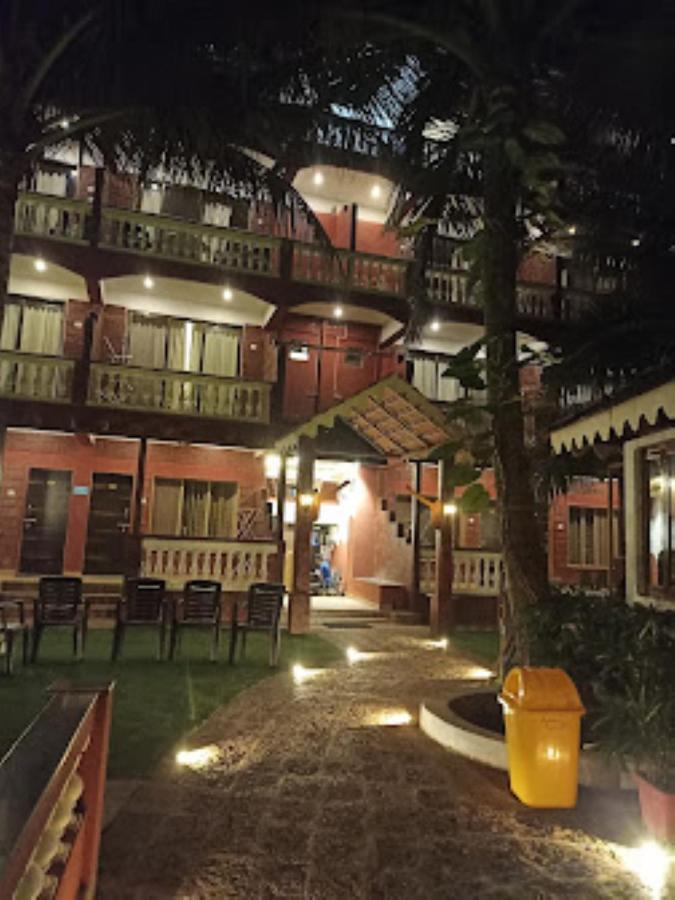 Blue Sea Beach Resort Mālvan Eksteriør bilde